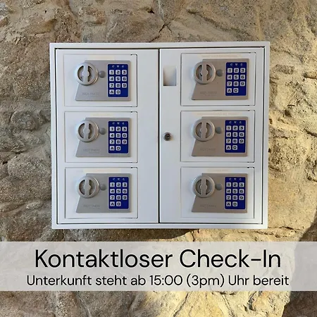 Gemuetliches Tiny House Zwischen Zwei Naturteichen - Kamin, Terasse & Natur Pur - Juli - August Mindestmietzeit 1 Woche Sa-Sa *